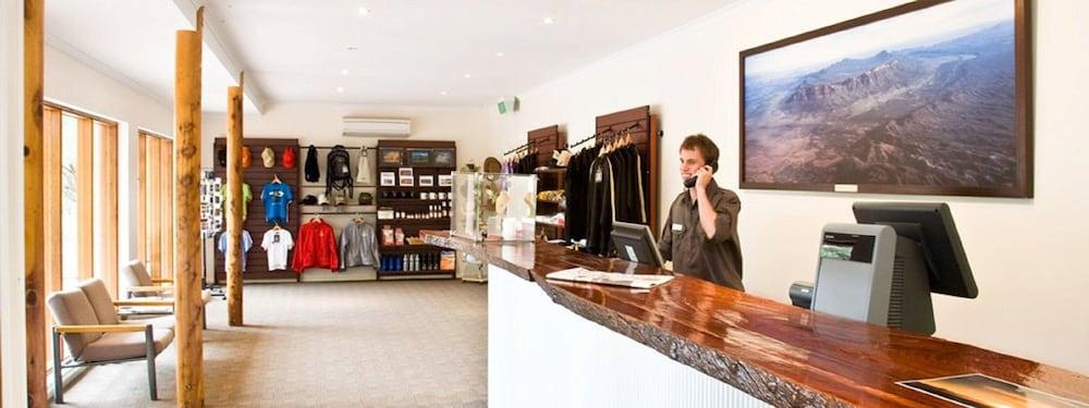 Discovery - Wilpena Pound Hotel