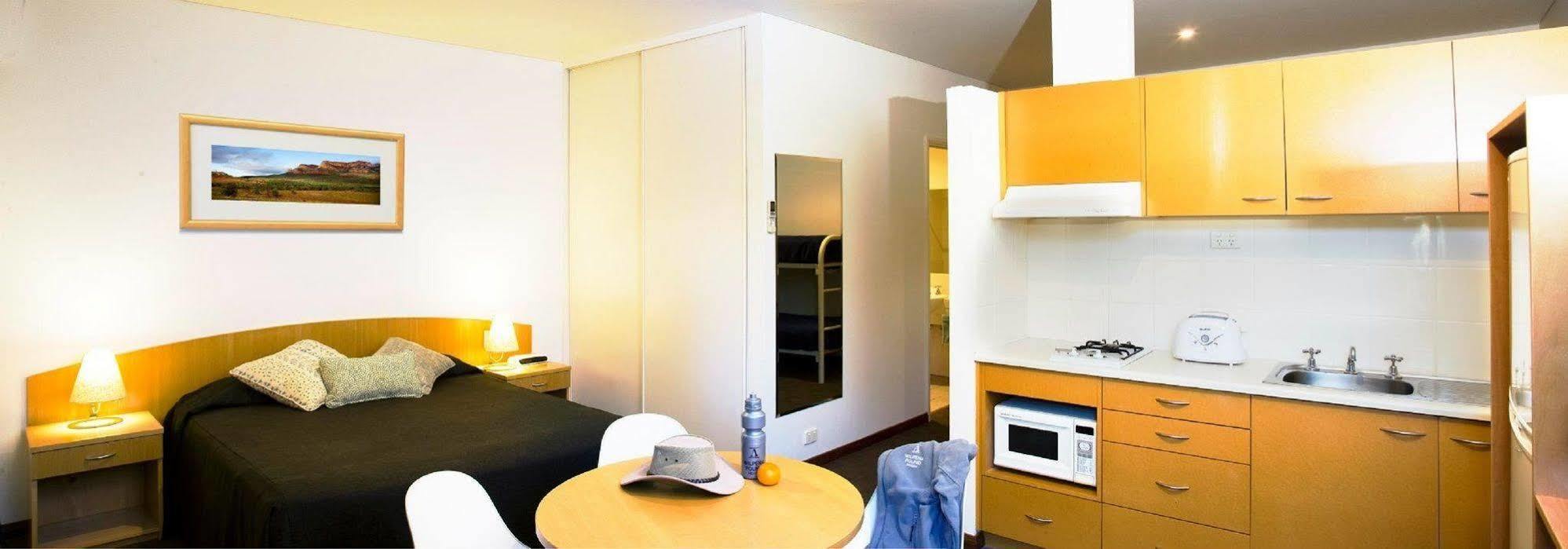Discovery - Wilpena Pound Hotel